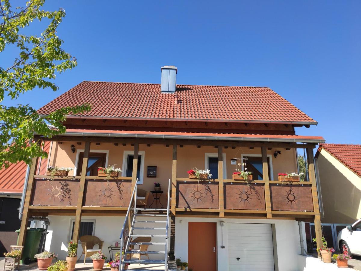 Appartment Im Seeblick Bodenwohr Esterno foto